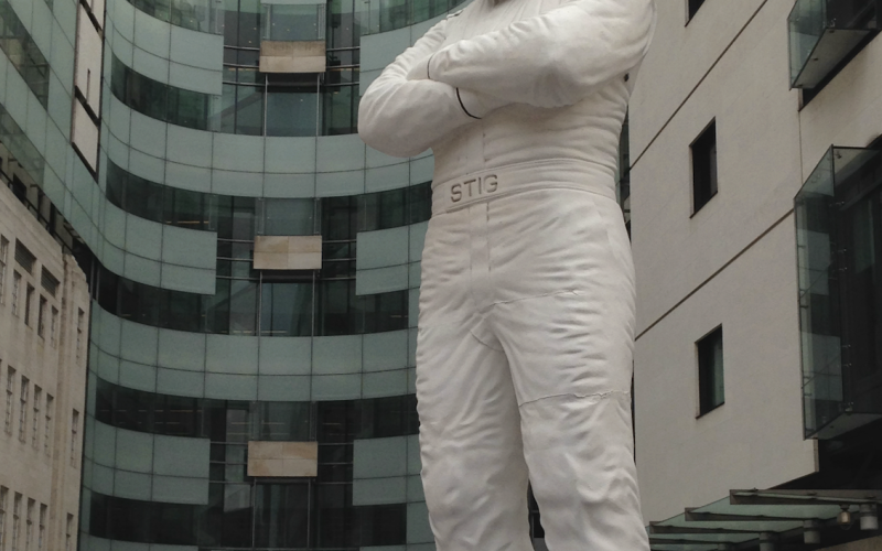The Mystery Unveiled? Jeremy Clarkson Allegedly Reveals the Real Identity of The Stig